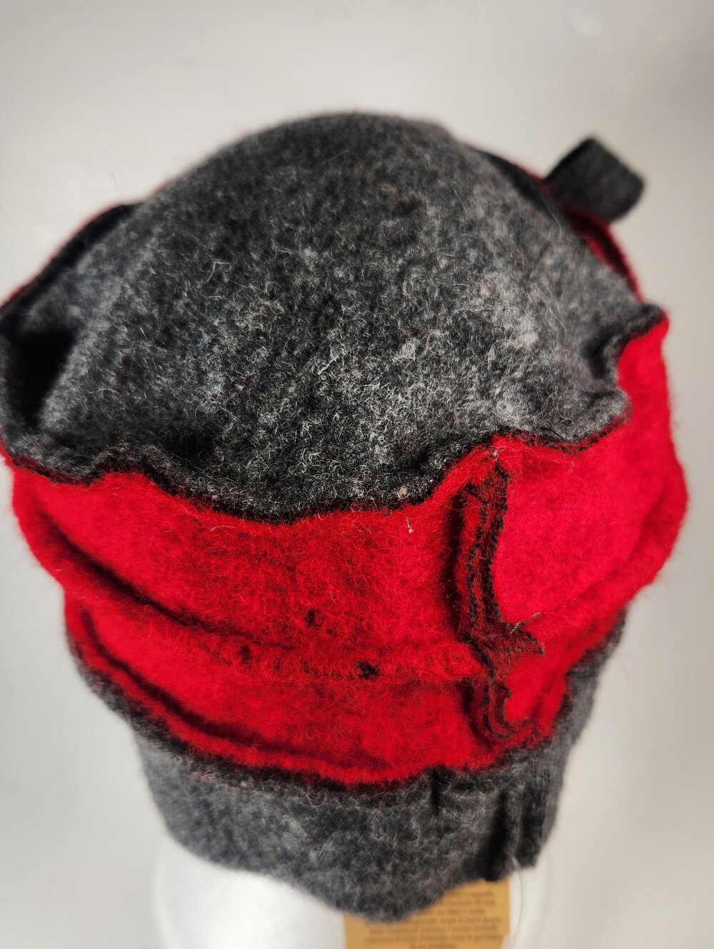 PLANTANIA Hat Cap Gray Red Bow Wool Made Italy Cloche